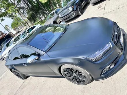 Audi · finisaj exterior